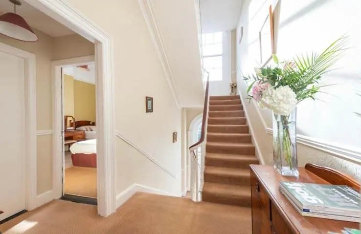 Abbeyleigh House Hotel Dublin Ireland